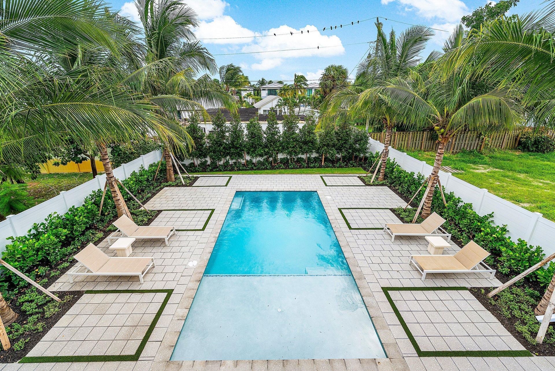 718 Lake Avenue N, Delray Beach, FL 33483 Photo