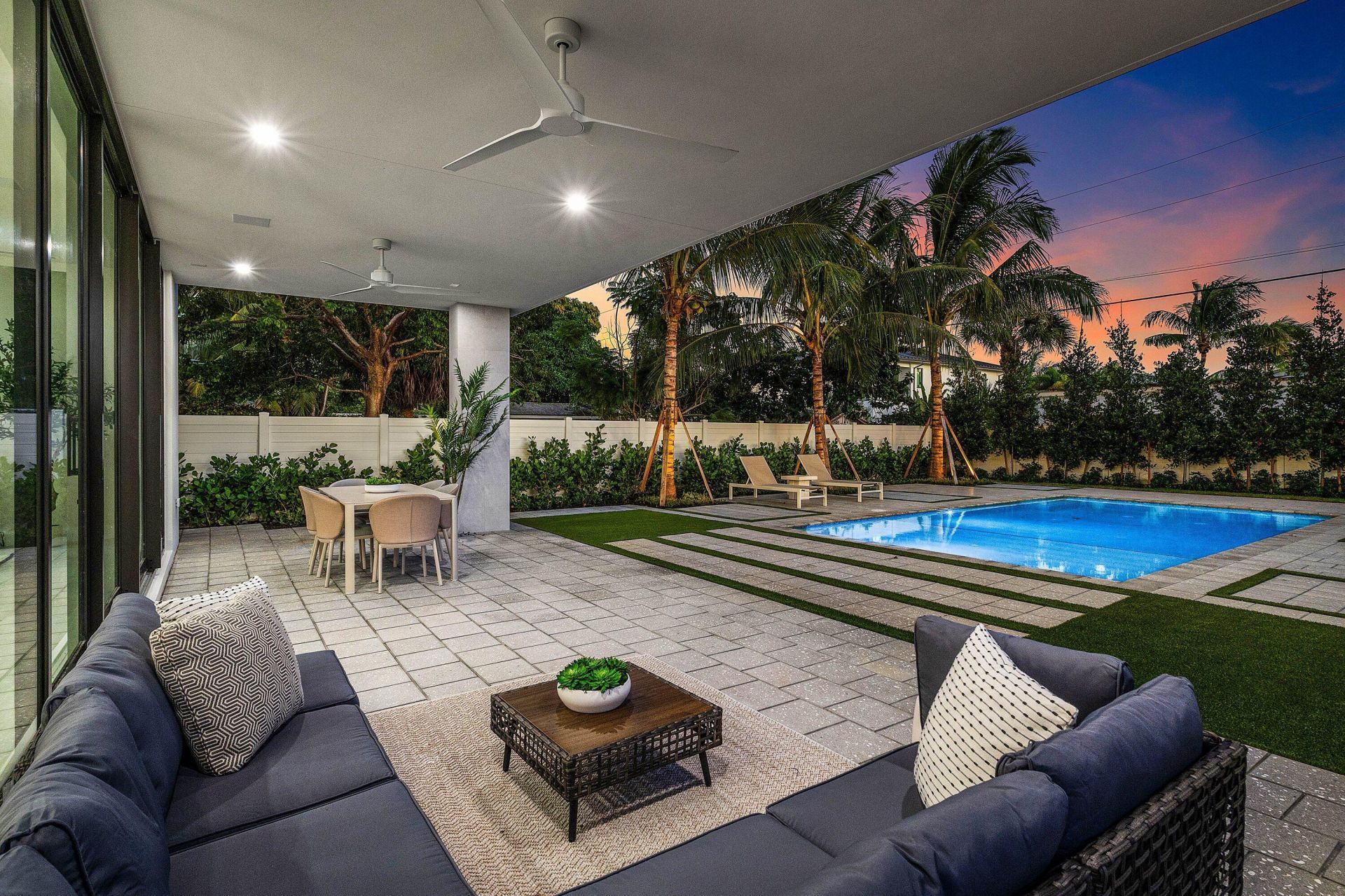 718 Lake Avenue N, Delray Beach, FL 33483 Photo