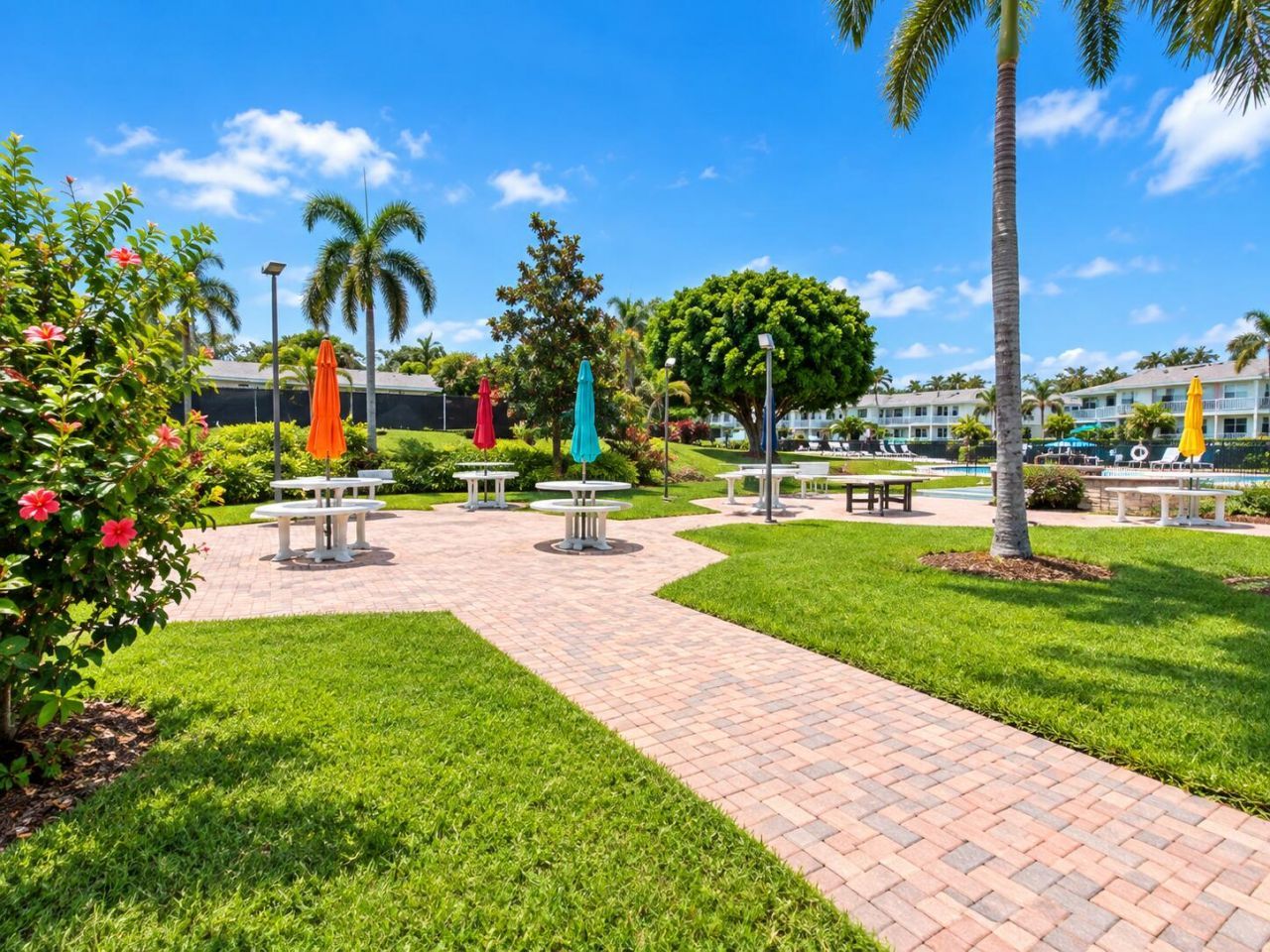 3040 Lake Osborne Drive, Unit 111, Lake Worth Beach, FL 33461 Photo