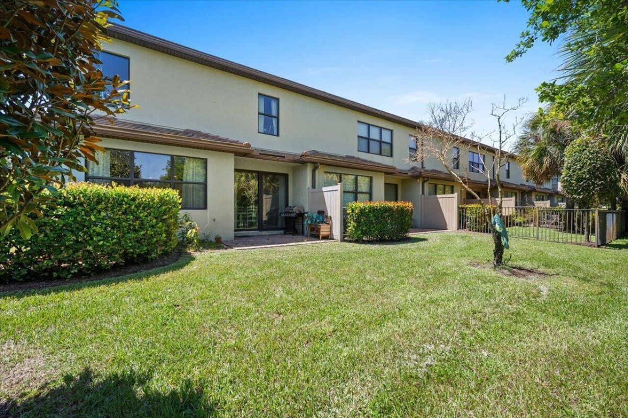 4606 San Fratello Circle, Lake Worth, FL 33467 Photo
