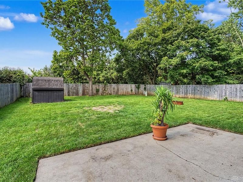 7773 Timber Hill Drive, Dayton, OH 45424 Photo 34