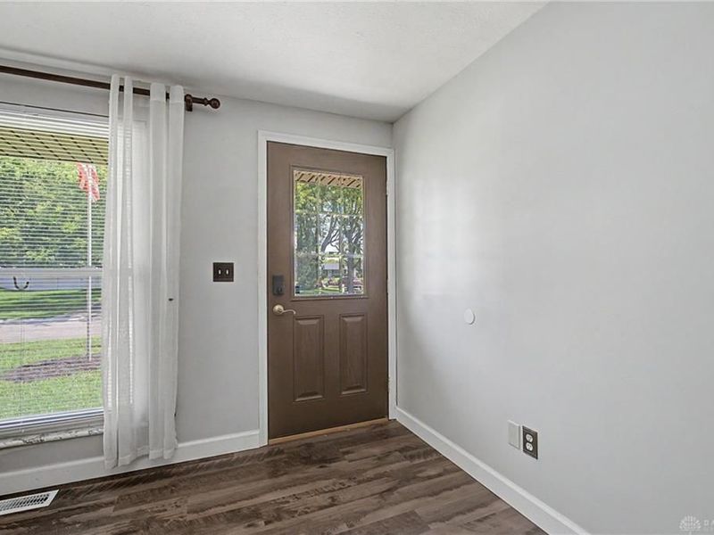 7773 Timber Hill Drive, Dayton, OH 45424 Photo 7