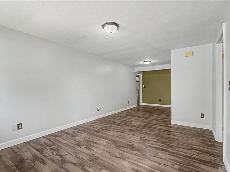7773 Timber Hill Drive, Dayton, OH 45424 Photo 9