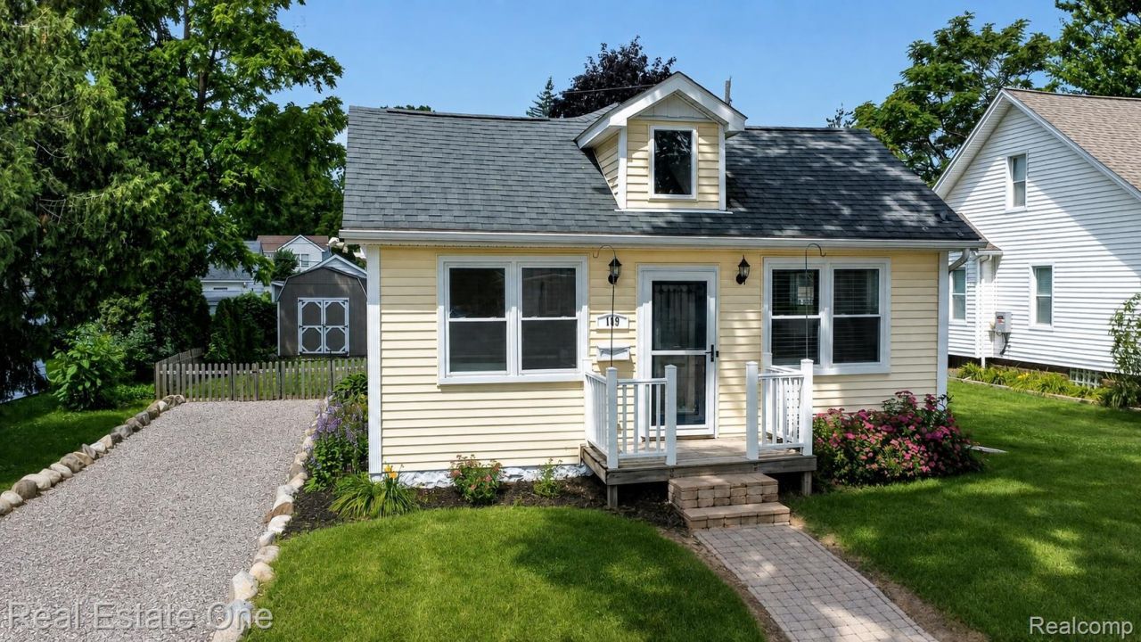 109 N Andrews Street, Lake Orion Village, Mi 48362 Main Photo