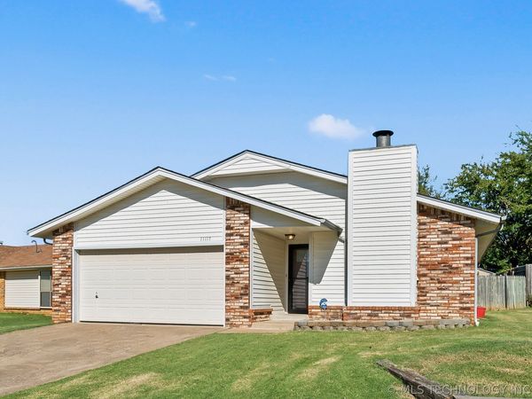 11117 S Nandina Avenue , Jenks, OK 74037