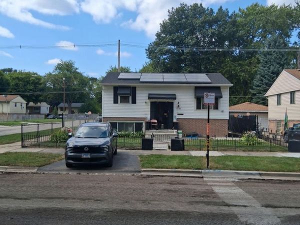 13160 S Forrestville Avenue , Chicago, IL 60827