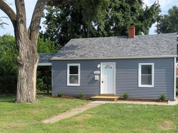 1113 E Lorena Avenue, Wood River, IL 62095