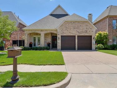 45 Secluded Pond Drive, Frisco, TX 75034