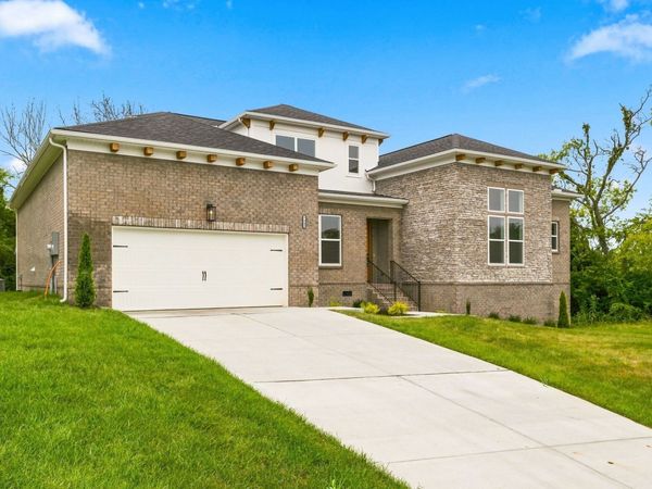 1004 Tiane Trail , Gallatin, TN 37066