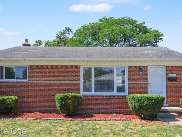 24337 Courtland Avenue, Eastpointe, Mi 48021