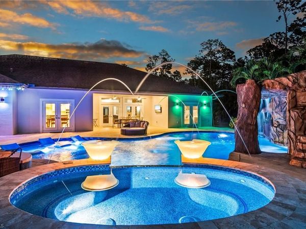 5420 Boxwood WAY , NAPLES, FL 34116