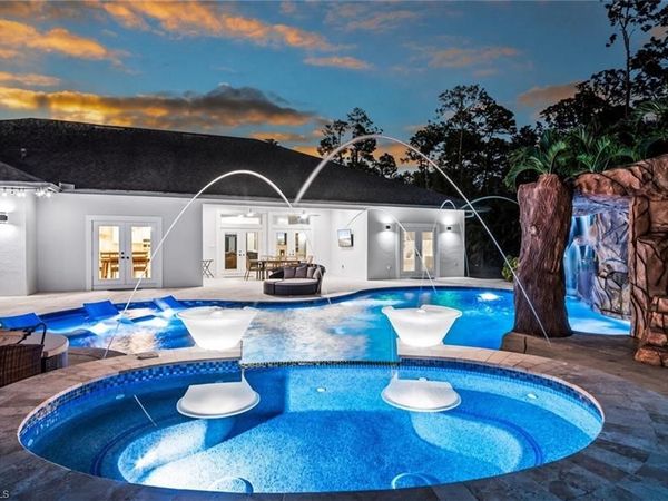 5420 Boxwood WAY, NAPLES, FL 34116