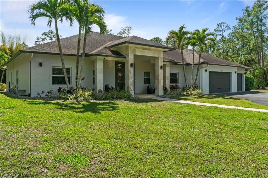5420 Boxwood Way, Naples, FL 34116 Photo