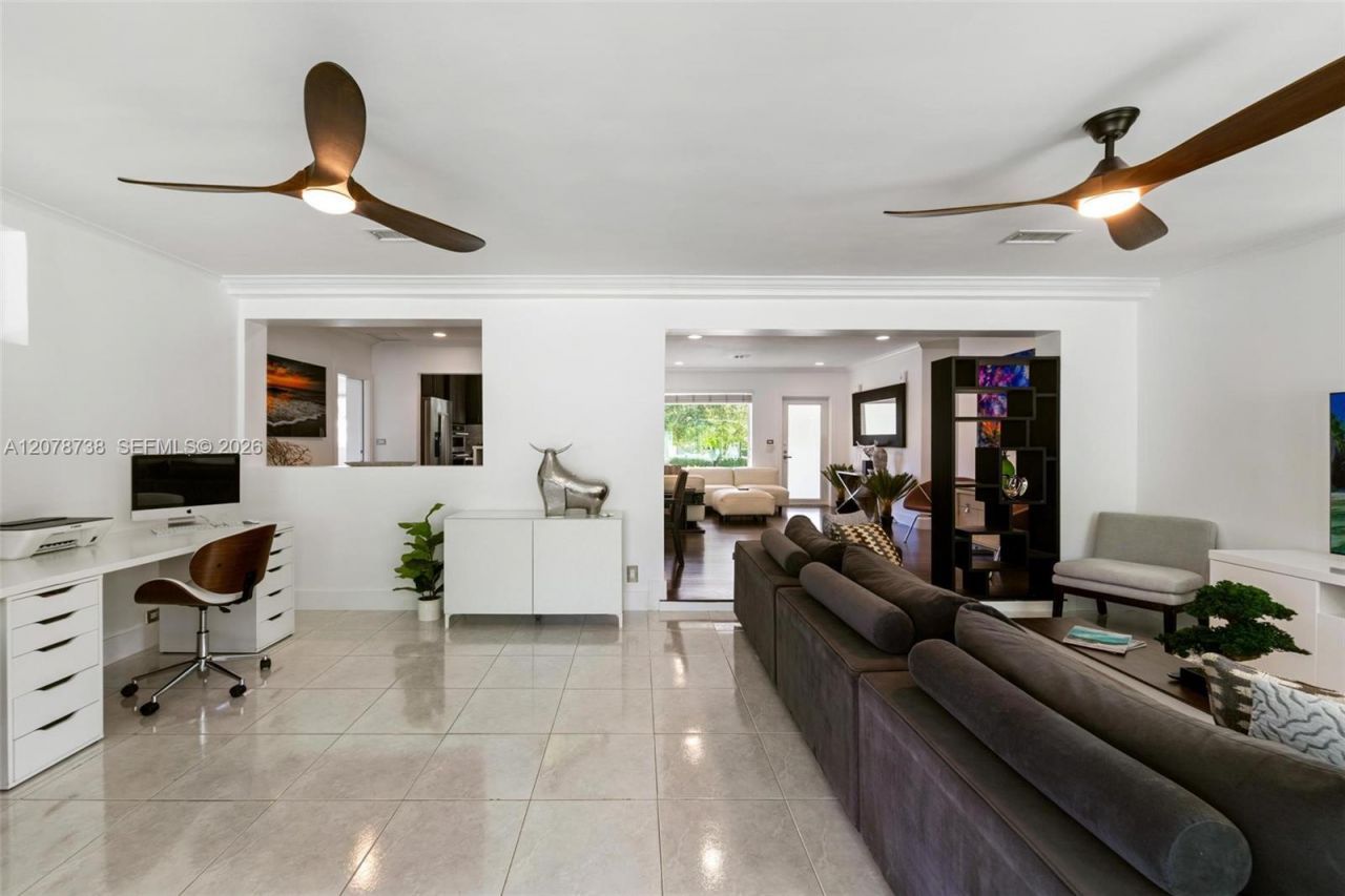 6140 SW 65th Ave, South Miami, FL 33143 Photo