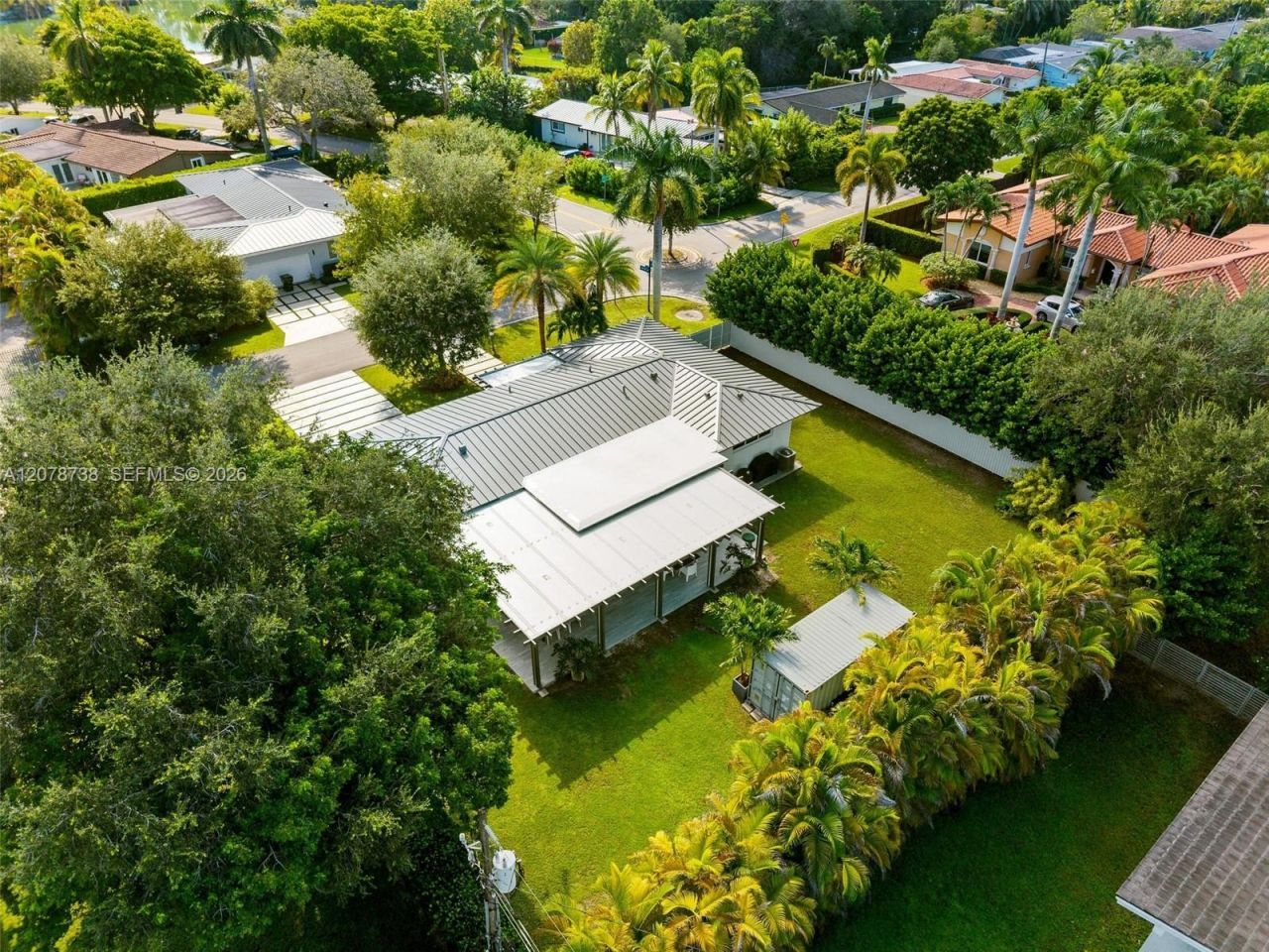 6140 SW 65th Ave, South Miami, FL 33143 Photo
