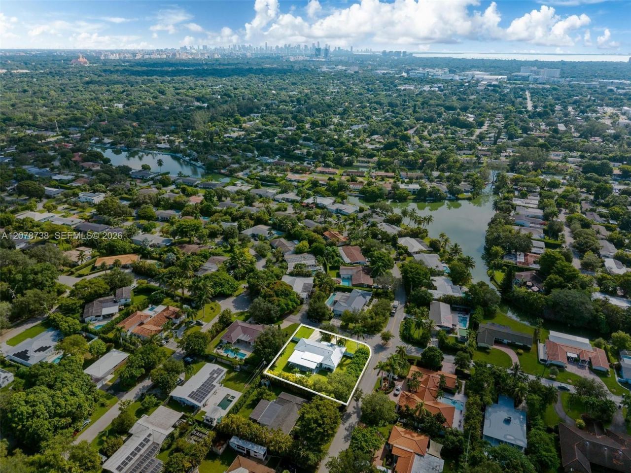 6140 SW 65th Ave, South Miami, FL 33143 Photo