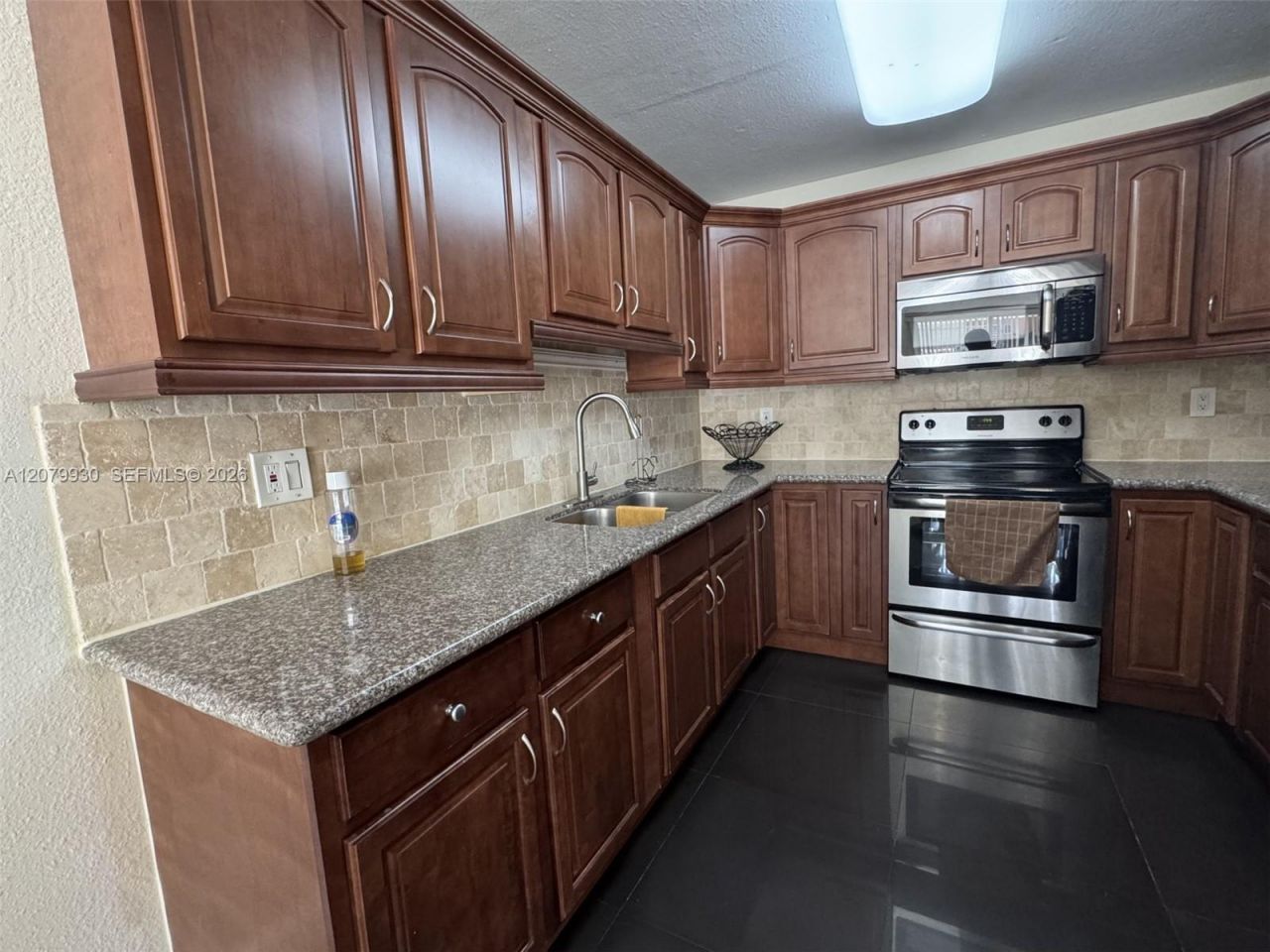 7010 NW 186th St , Unit 5-107, Hialeah, FL 33015 Photo
