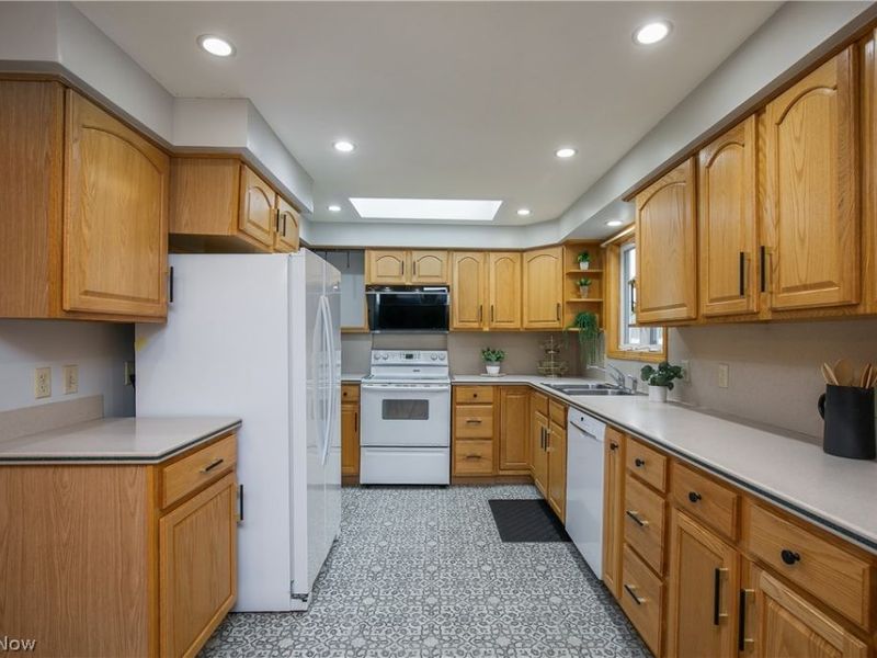 9786 Hocking Street NW, Massillon, OH 44646 Photo 10