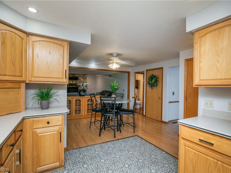 9786 Hocking Street NW, Massillon, OH 44646 Photo 12