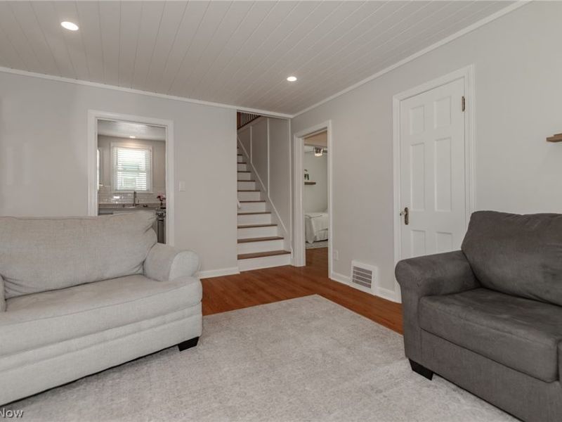 37616 Jordan Drive, Willoughby, OH 44094 Photo 8