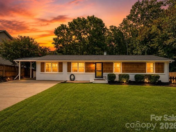513 Paradise Circle , Belmont, NC 28012