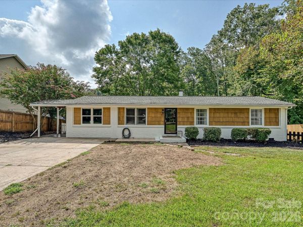 513 Paradise Circle , Belmont, NC 28012