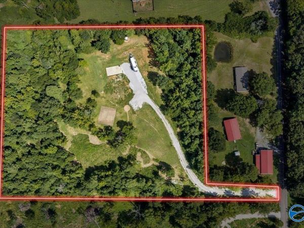 42 Lyle Circle, Somerville, AL 35670