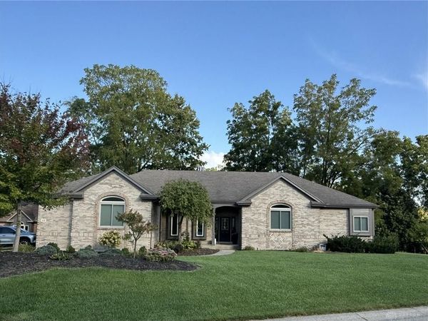 10 Elie Court, Springboro, OH 45066