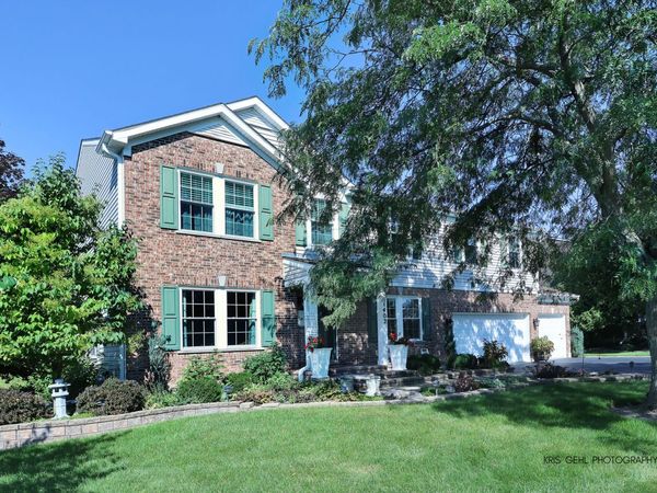 1402 Benton Drive , Lake Villa, IL 60046