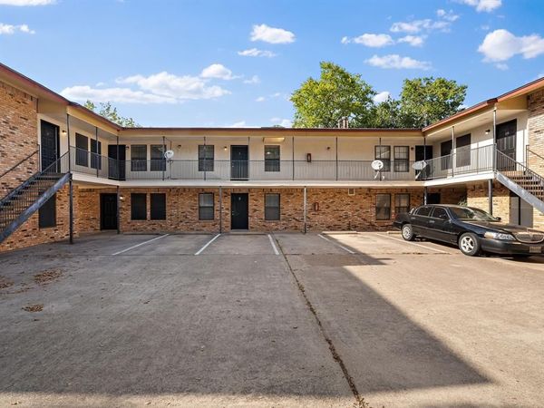 1108 N Elm Street, Unit 10, Denton, TX 76201