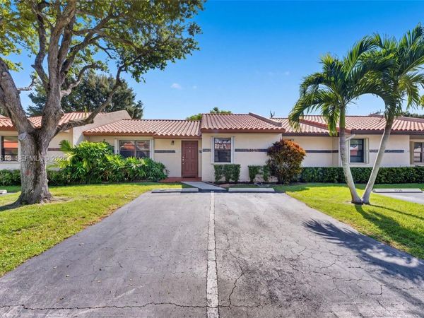 5736 SW 112th Ter , Cooper City, FL 33330