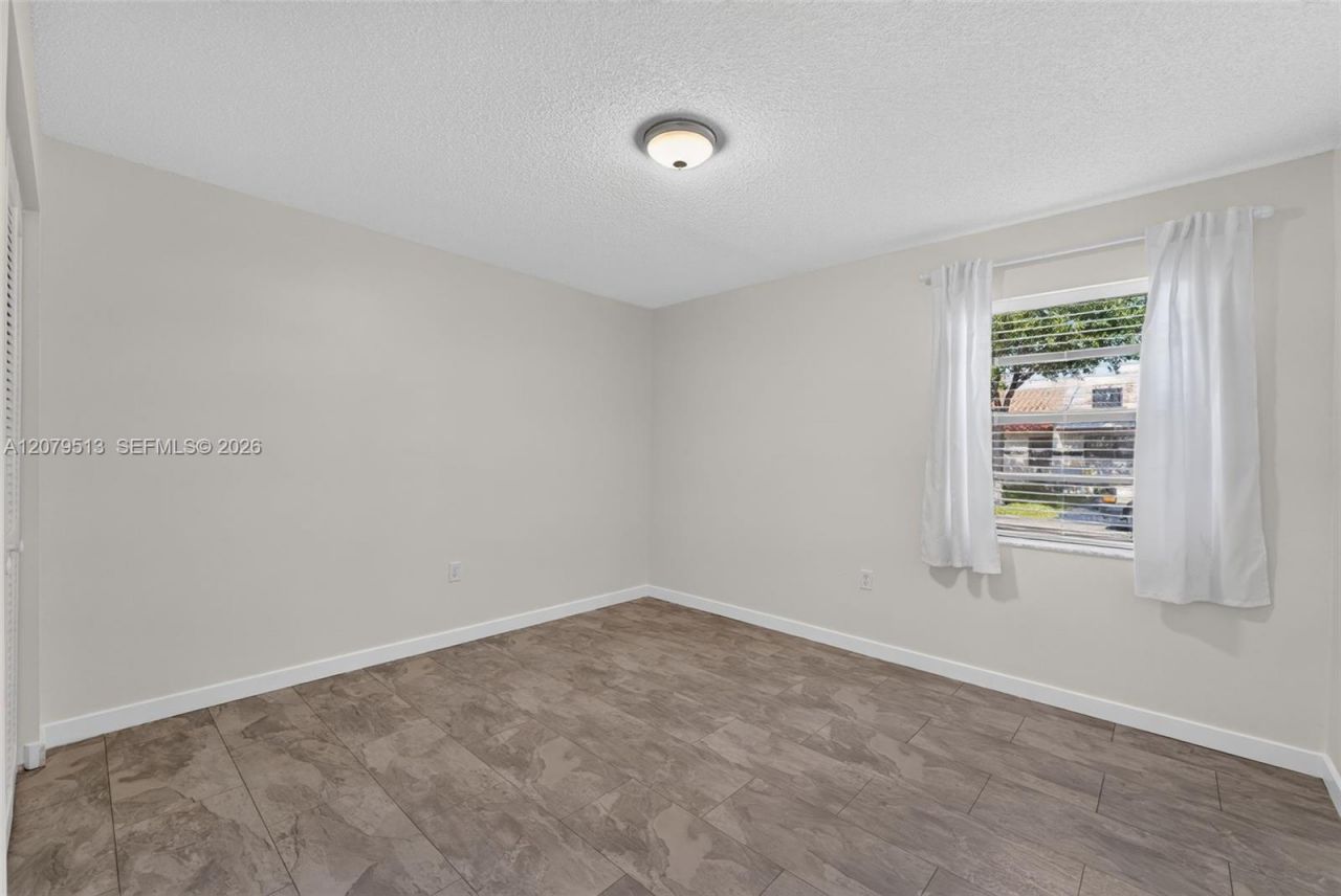 5736 SW 112th Ter, Cooper City, FL 33330 Photo