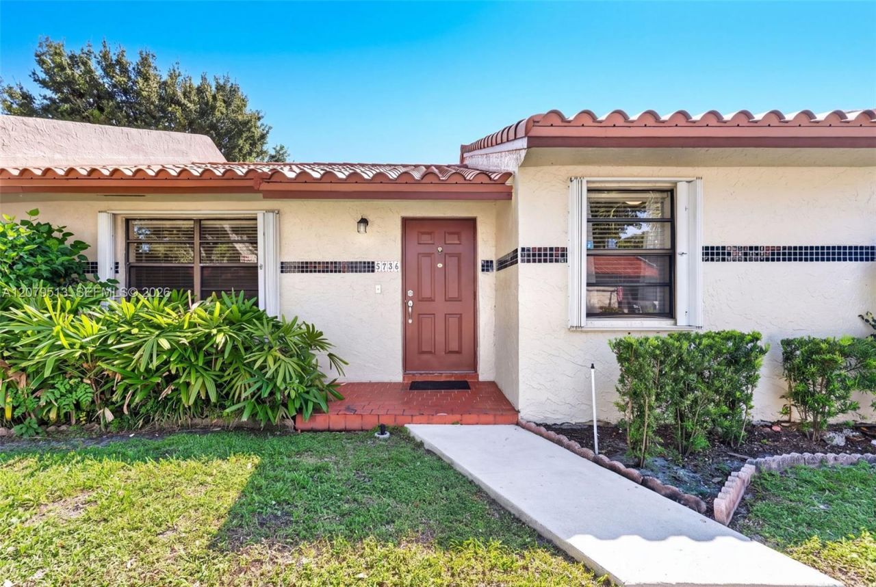 5736 SW 112th Ter, Cooper City, FL 33330 Photo