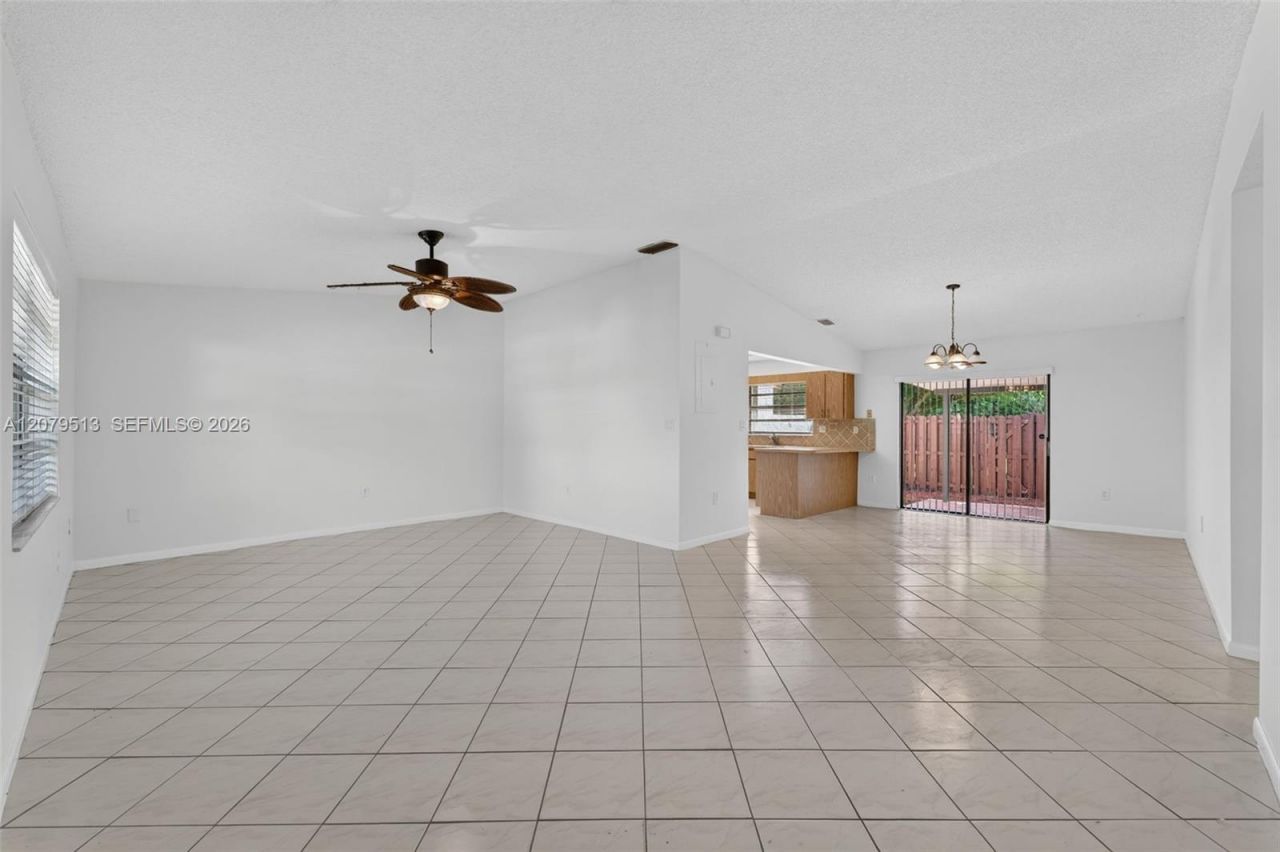 5736 SW 112th Ter, Cooper City, FL 33330 Photo