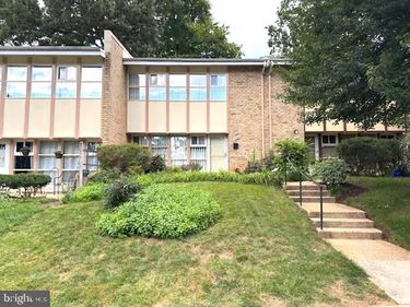 4435 BRIARWOOD COURT S, ANNANDALE, VA 22003