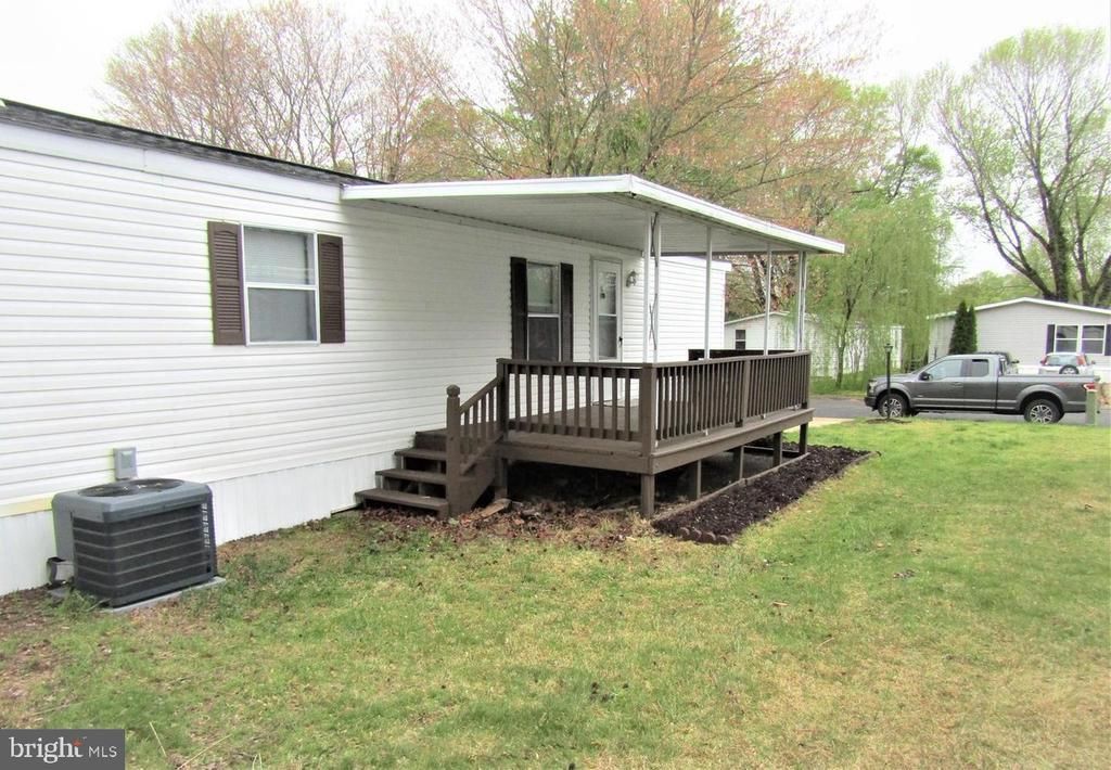298 RIPS DRIVE , LOTHIAN, MD 20711