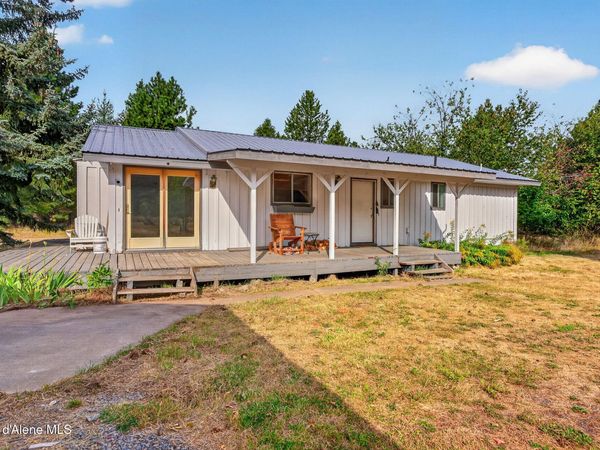 76 Tower RD, Naples, ID 83847
