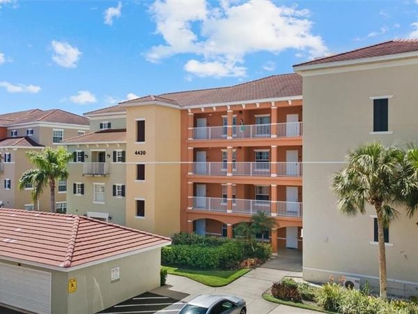 4420 Botanical Place CIR , Unit 402, NAPLES, FL 34112