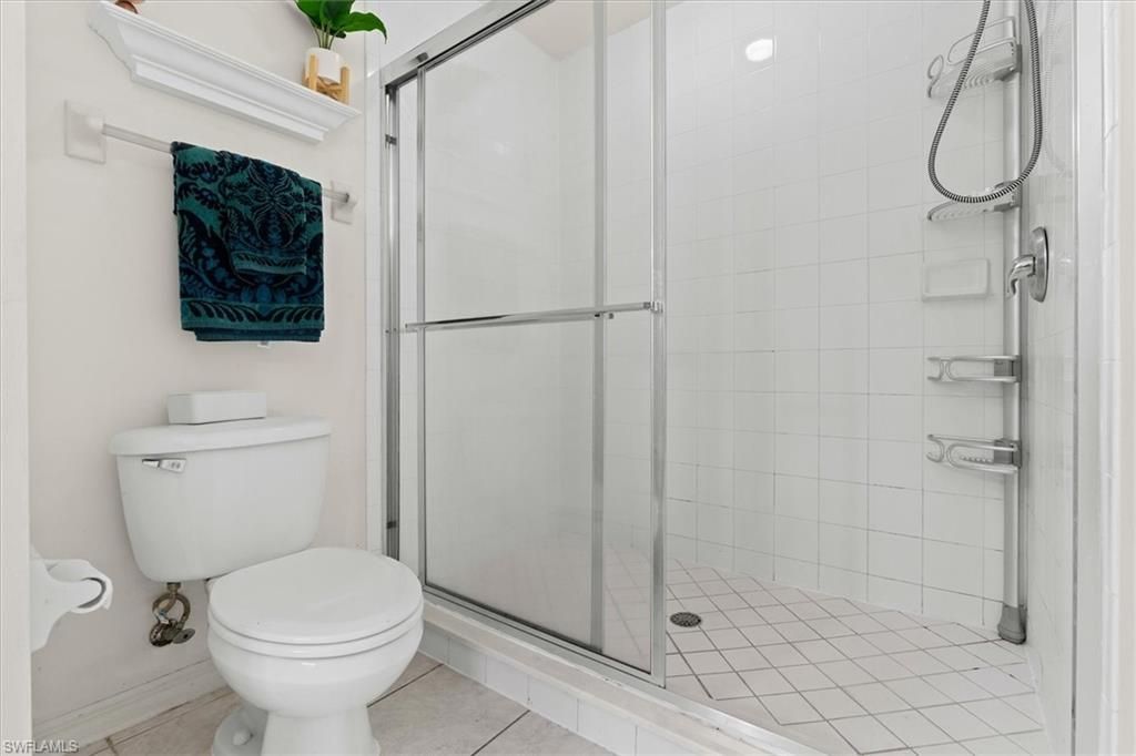 4420 Botanical Place Cir, Unit 402, Naples, FL 34112 Photo