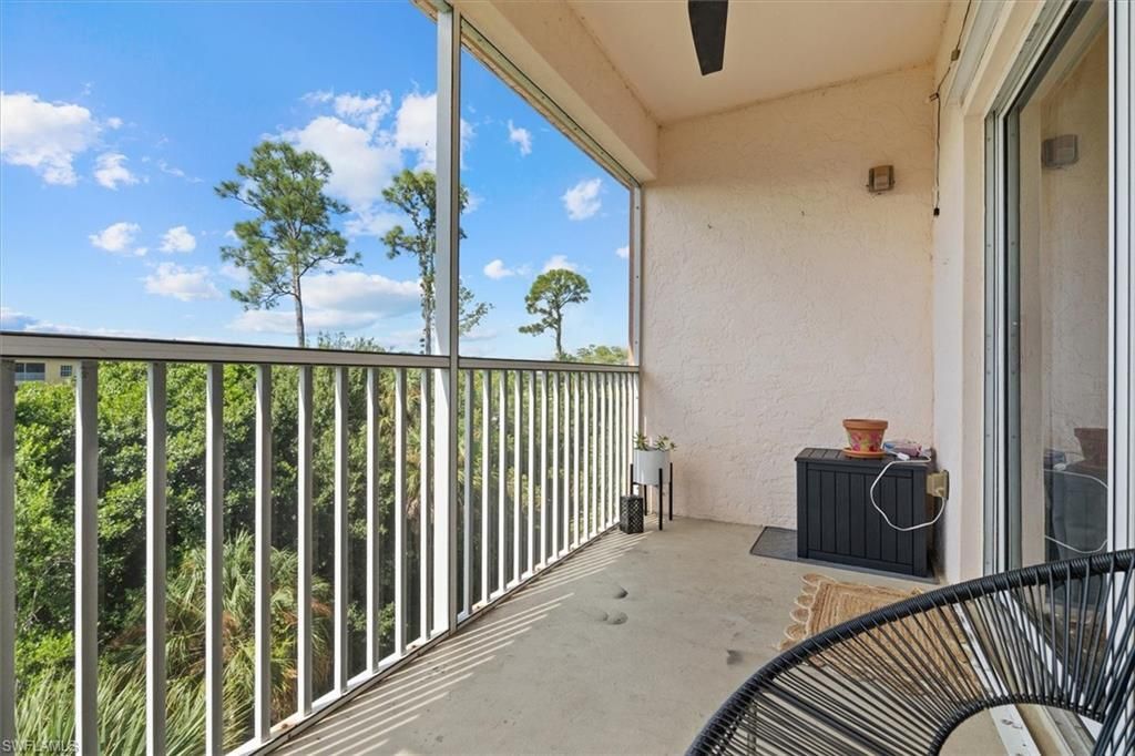 4420 Botanical Place Cir, Unit 402, Naples, FL 34112 Photo