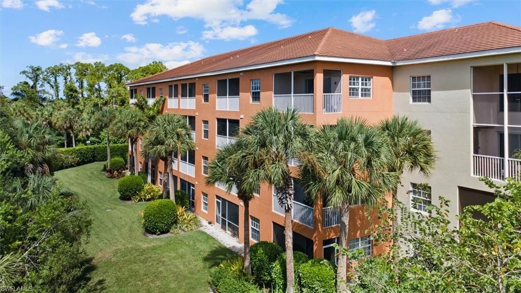 4420 Botanical Place Cir, Unit 402, Naples, FL 34112 Photo