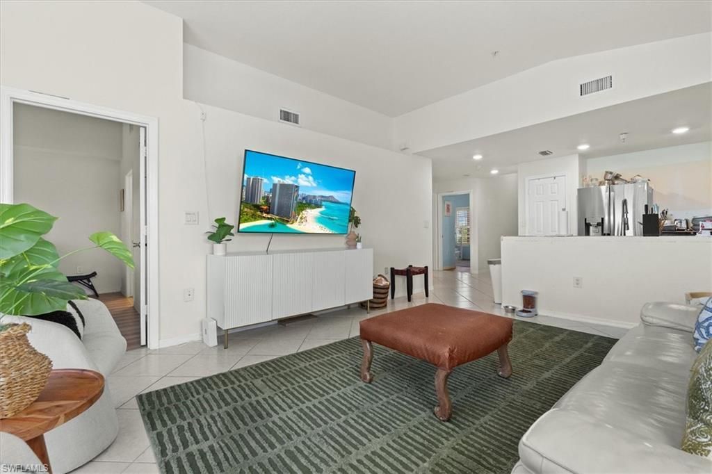 4420 Botanical Place Cir, Unit 402, Naples, FL 34112 Photo