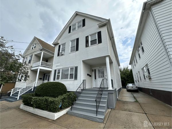 11 Oxford Street , New Brunswick, NJ 08901
