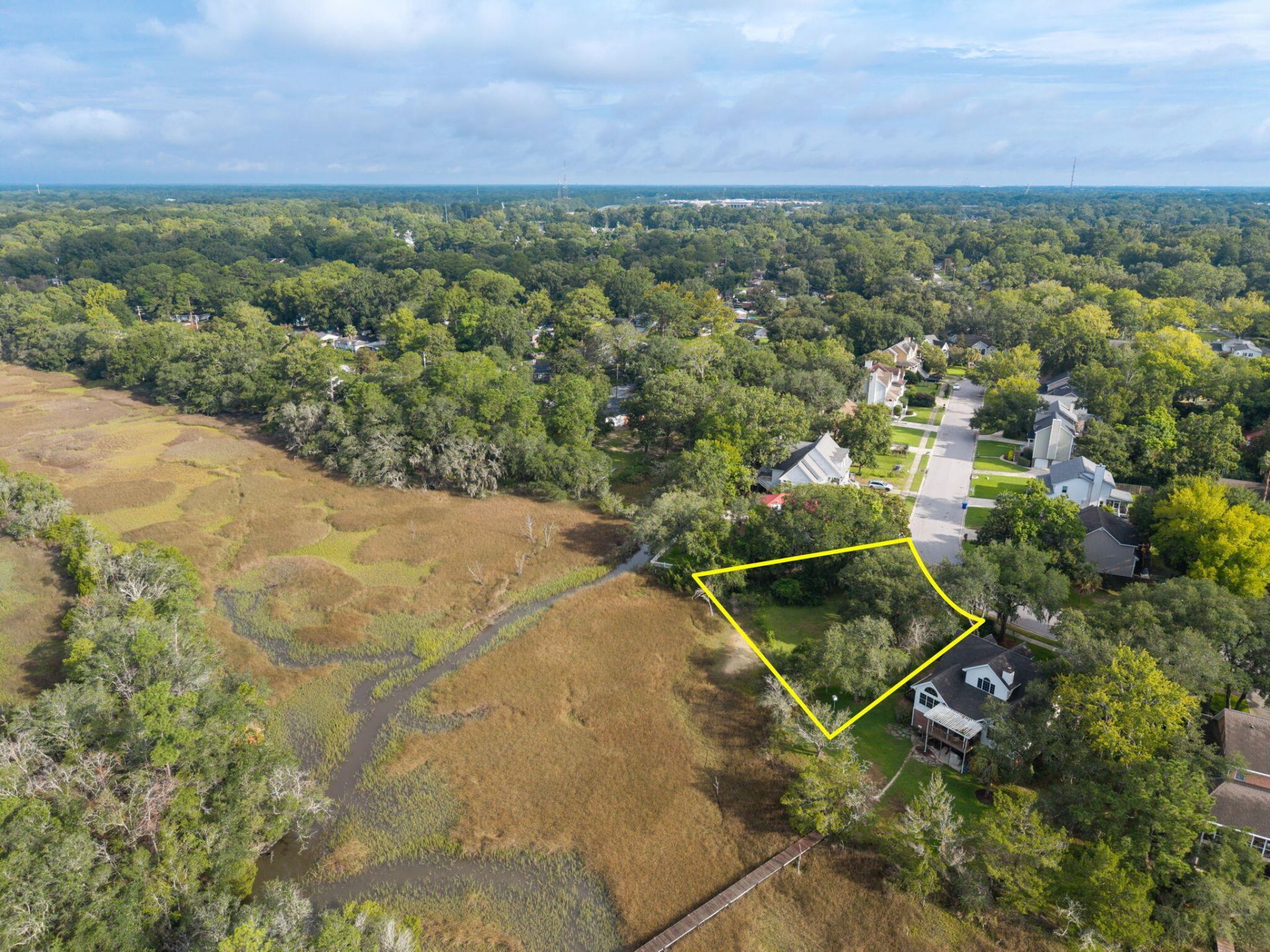 217 Marsh Oaks Drive Photo 9