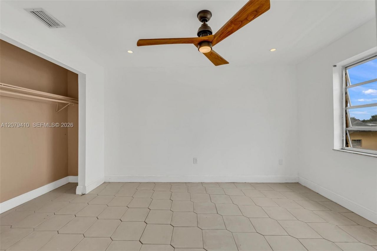 15470 SW 82nd Ln , Unit 332, Miami, FL 33193 Photo
