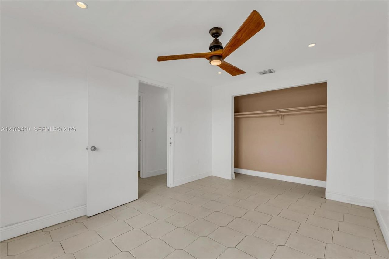 15470 SW 82nd Ln , Unit 332, Miami, FL 33193 Photo