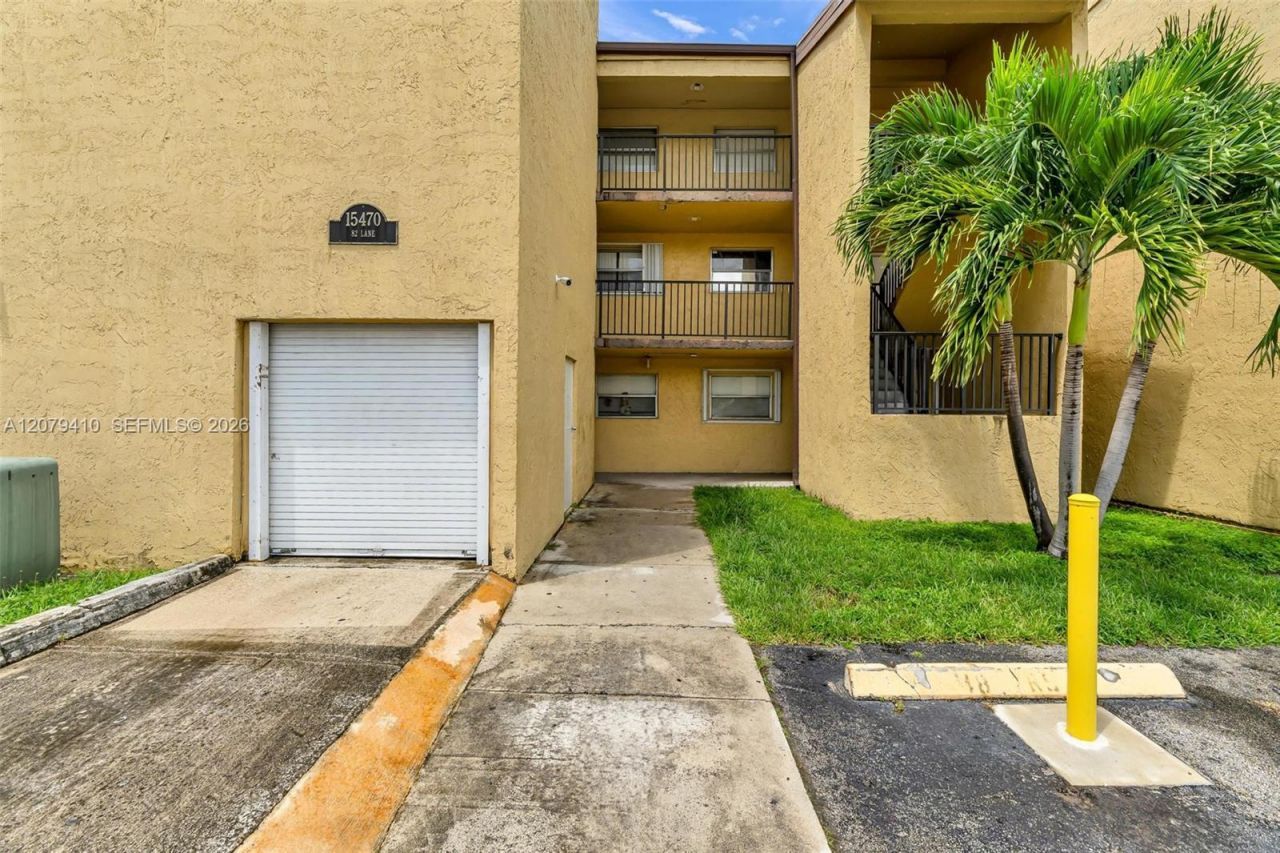 15470 SW 82nd Ln , Unit 332, Miami, FL 33193 Photo