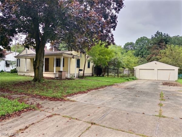 888 Danmead Avenue, Akron, OH 44305