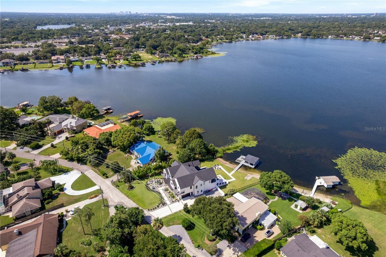 692 Gladwin Avenue, Fern Park, FL 32730 Photo