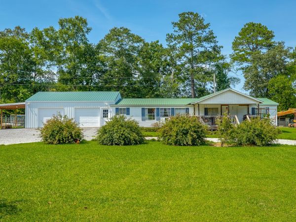 5605 Main Street , Gaylesville, AL 35973